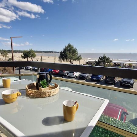 Saint Georges De Didonne - Pleine Vue Mer Pour Ce Studio Cabine Face A La Plage エクステリア 写真